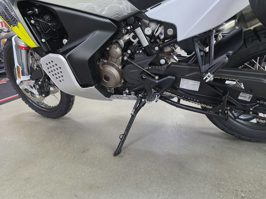2027 Husqvarna Norden 901 Expedition