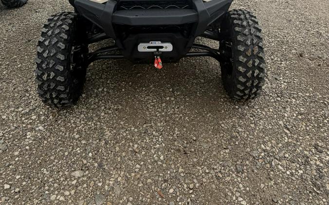 2026 Can-Am Defender Limited HD11