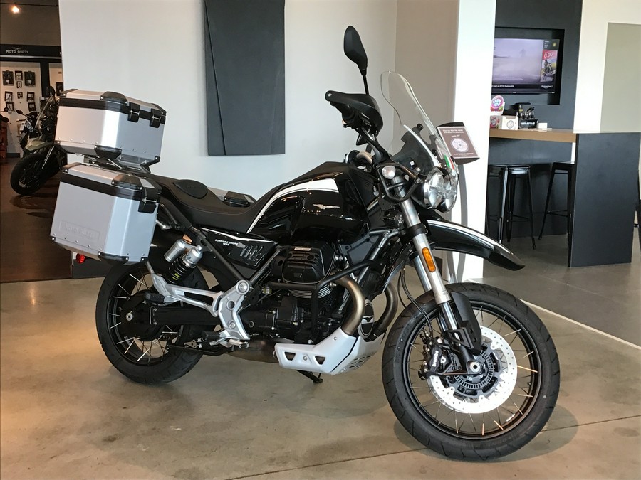 2023 Moto Guzzi V85 TT Guardia D’onore