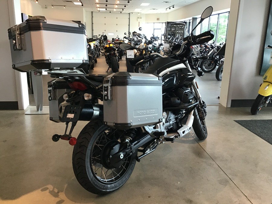 2023 Moto Guzzi V85 TT Guardia D’onore