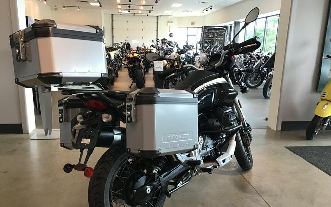 2023 Moto Guzzi V85 TT Guardia D’onore