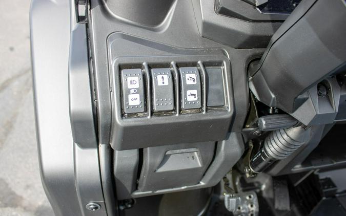 2026 CAN-AM DEFENDER PRO XT HD10