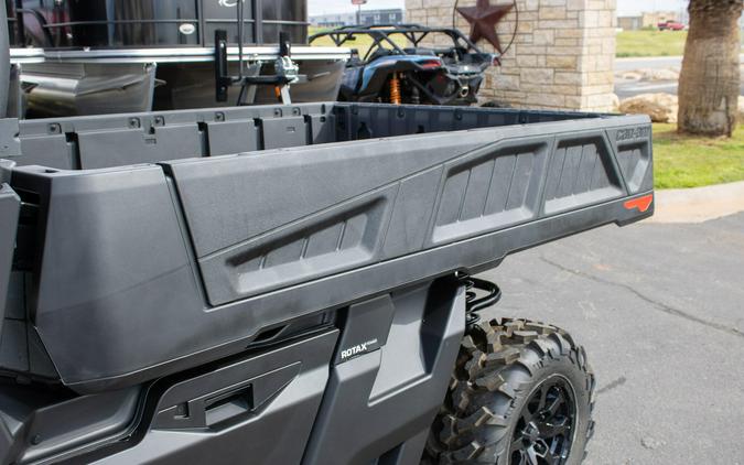 2026 CAN-AM DEFENDER PRO XT HD10