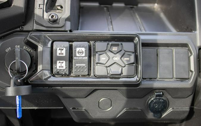 2026 CAN-AM DEFENDER PRO XT HD10