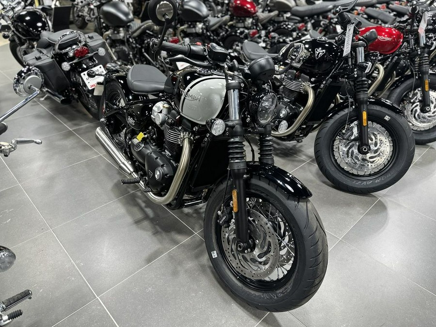 2024 Triumph Bonneville Bobber Jet Black/Ash Gray