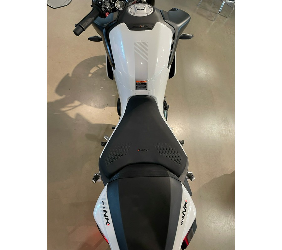 2024 CFMOTO 800NK