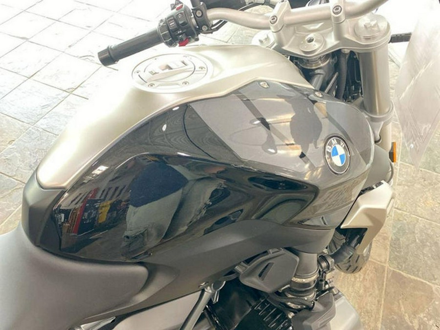 2023 BMW R 1250 R Triple Black