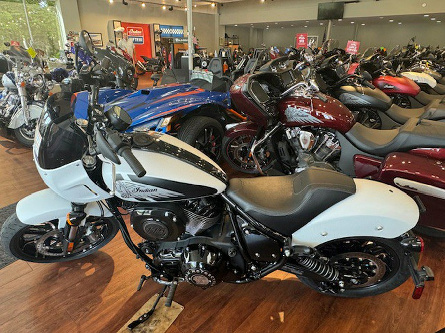 2024 Indian Motorcycle SPORT CHIEF