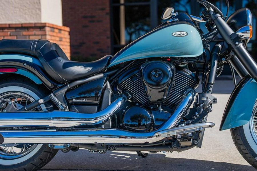 2025 Kawasaki Vulcan® 900 Classic