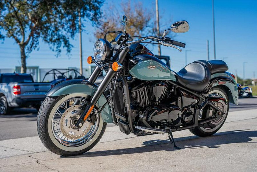 2025 Kawasaki Vulcan® 900 Classic