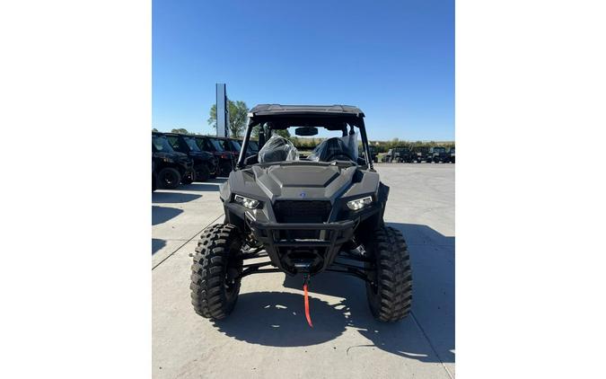 2025 Polaris GENERAL® XP 4 1000 Ultimate