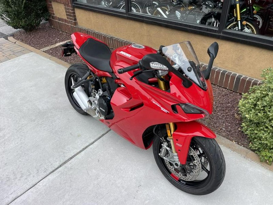 2024 Ducati Supersport 950 S Red