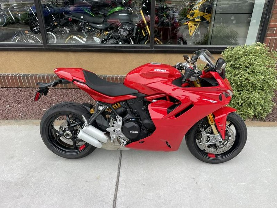 2024 Ducati Supersport 950 S Red