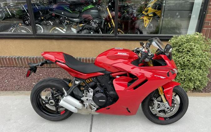 2024 Ducati Supersport 950 S Red