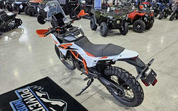 2026 KTM Adventure 390 R