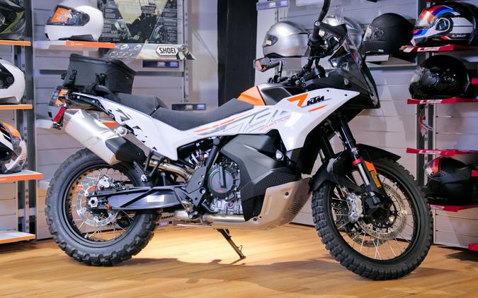 2024 KTM 790 ADVENTURE