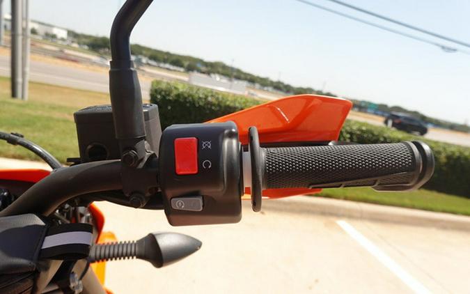2024 KTM SMC 690 R