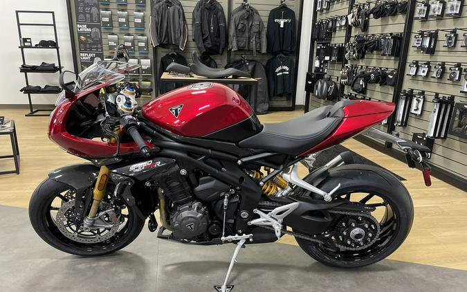 2022 Triumph Speed Triple 1200 RR