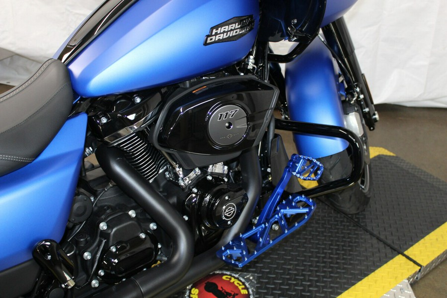 Harley-Davidson® Road Glide® 2026 FLTRX 84659472 AURORA BLUE DNM