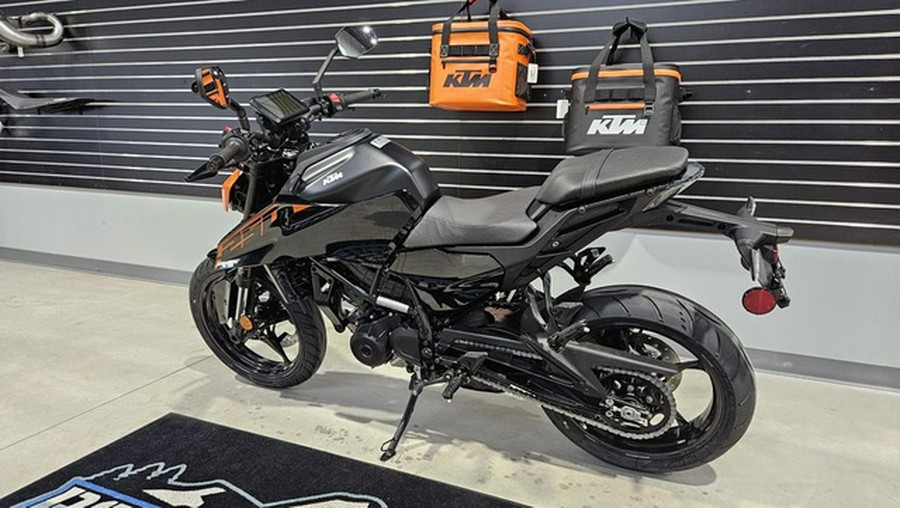 2026 KTM Duke 250