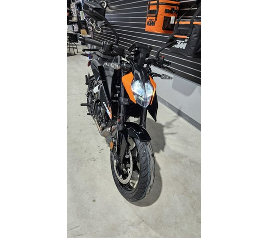 2026 KTM Duke 250