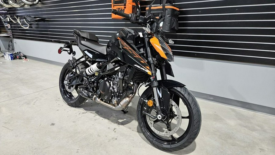 2026 KTM Duke 250