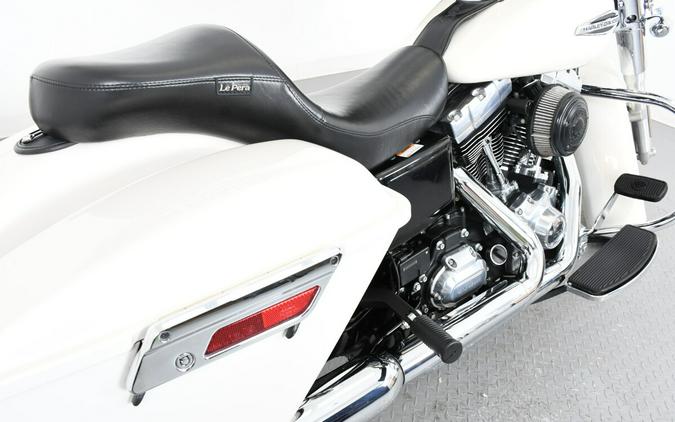 2014 Harley-Davidson FLD Switchback