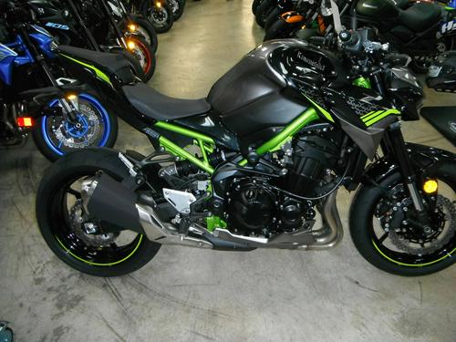 2020 Kawasaki Z900 ABS Review (15 Fast Facts)