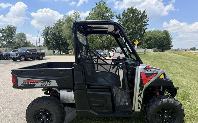 2019 Polaris® Ranger XP® 900 EPS Premium Silver Pearl