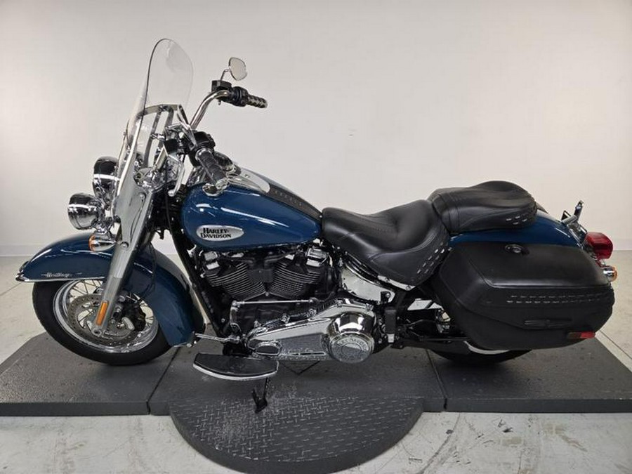 2021 Harley-Davidson® FLHC - Heritage Classic