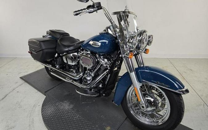 2021 Harley-Davidson® FLHC - Heritage Classic