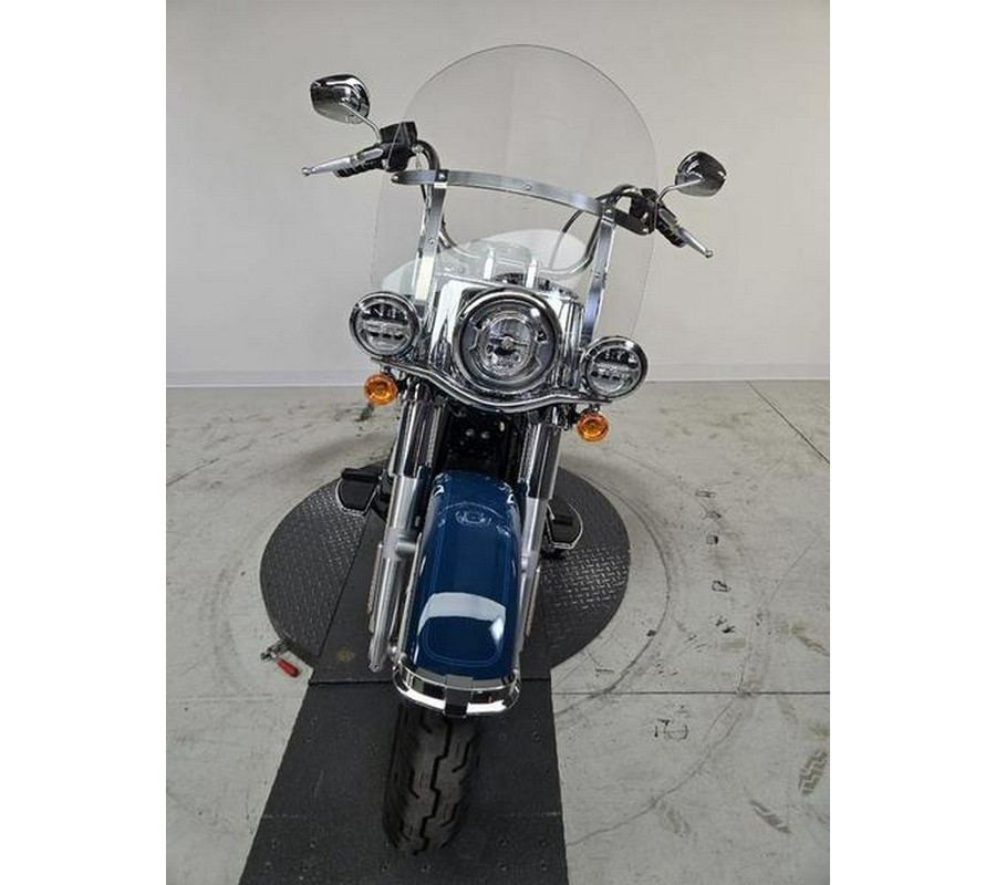 2021 Harley-Davidson® FLHC - Heritage Classic