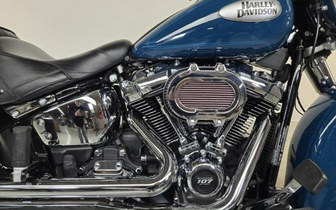 2021 Harley-Davidson® FLHC - Heritage Classic
