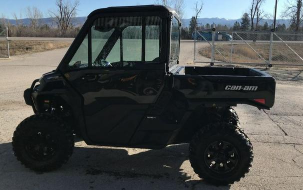 2026 Can-Am® Defender XT CAB HD11