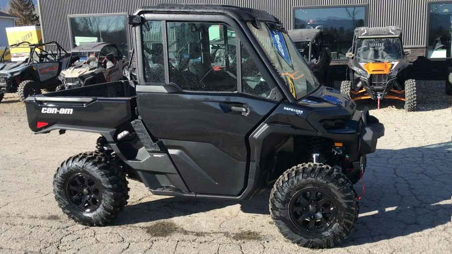2026 Can-Am® Defender XT CAB HD11