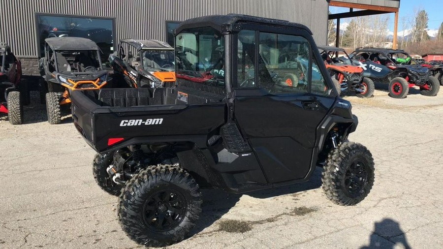 2026 Can-Am® Defender XT CAB HD11