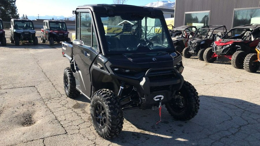 2026 Can-Am® Defender XT CAB HD11