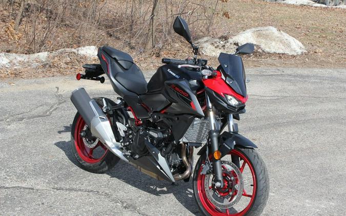 2025 Kawasaki Z500 SE ABS