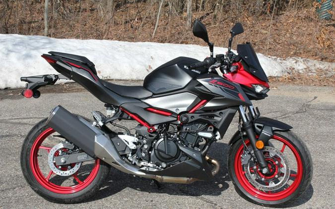 2025 Kawasaki Z500 SE ABS