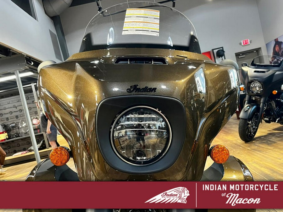 2023 Indian Motorcycle® Roadmaster® Dark Horse® Bronze Pearl Metallic