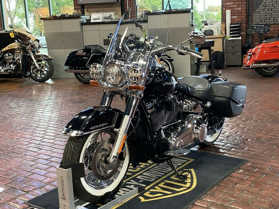 2019 Harley-Davidson Softail FLDE - Deluxe