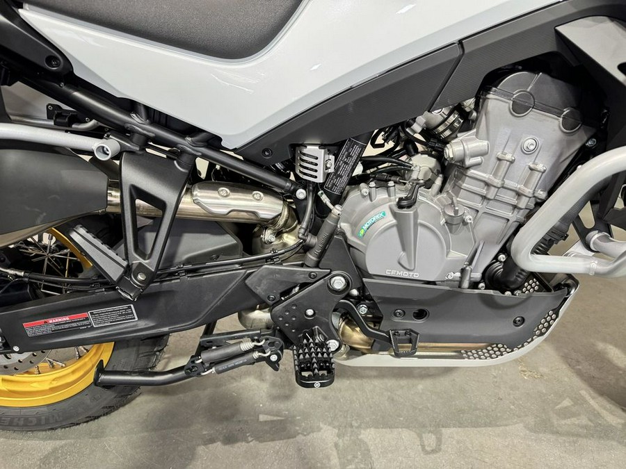 2025 CFMOTO Ibex 800 E