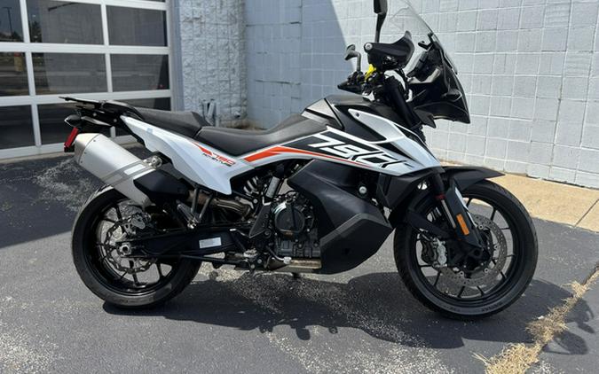 2019 KTM Adventure 790