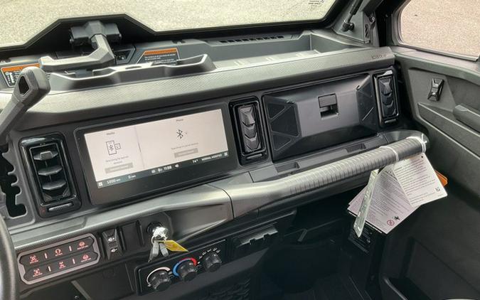 2026 Can-Am Defender MAX Limited HD11 Dark Wildland Camo