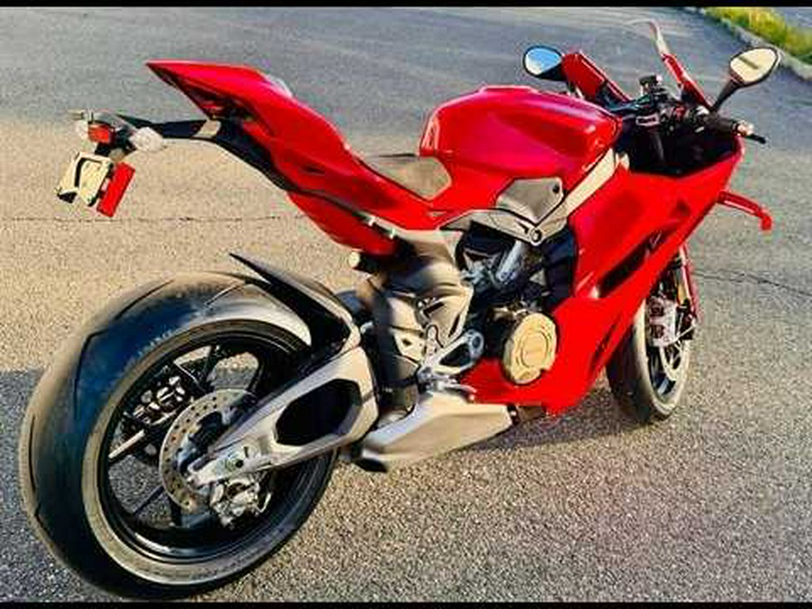 2026 Ducati Panigale V4