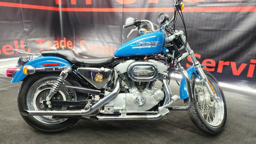 2001 Harley-Davidson® XL 883 HUGGER