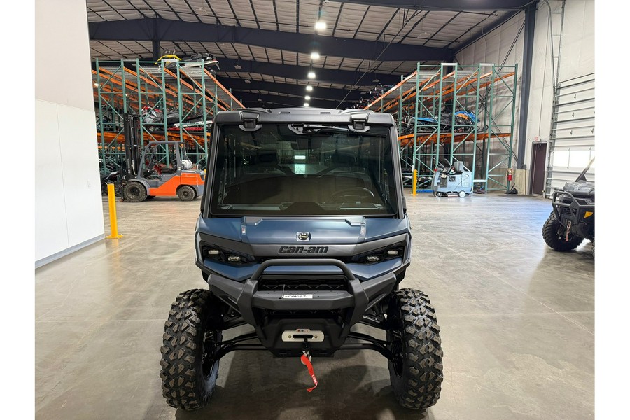 2026 Can-Am Defender LIMITED HD11