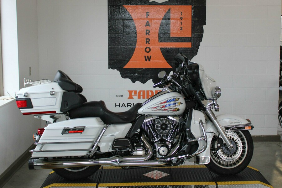 2013 Harley-Davidson Ultra Classic Electra Glide Grand American Touring FLHTCU