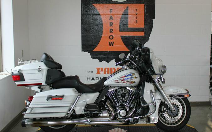 2013 Harley-Davidson Ultra Classic Electra Glide Grand American Touring FLHTCU