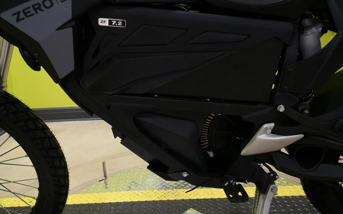 2023 Zero™ Motorcycles DSR/X ZF17.3